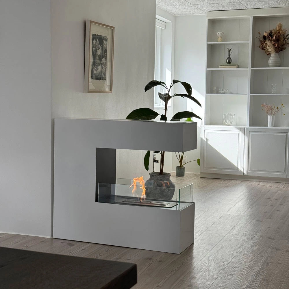 ScandiFlames Topeka White 3-Sided Bio Fireplace in Steel